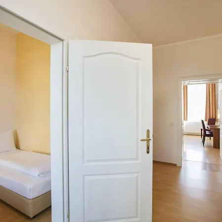 Hahn Hotel Vienna