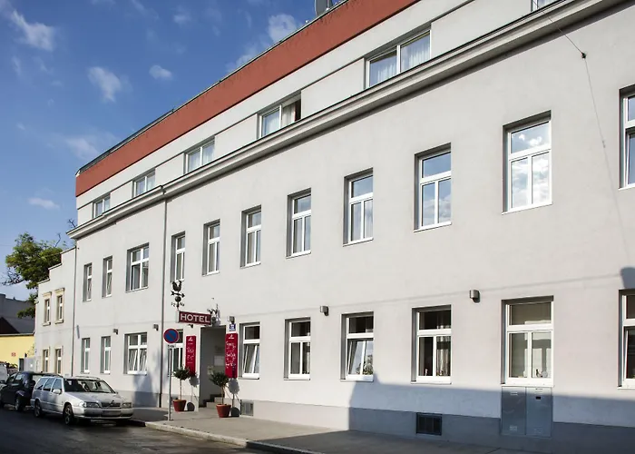 Hahn Hotel