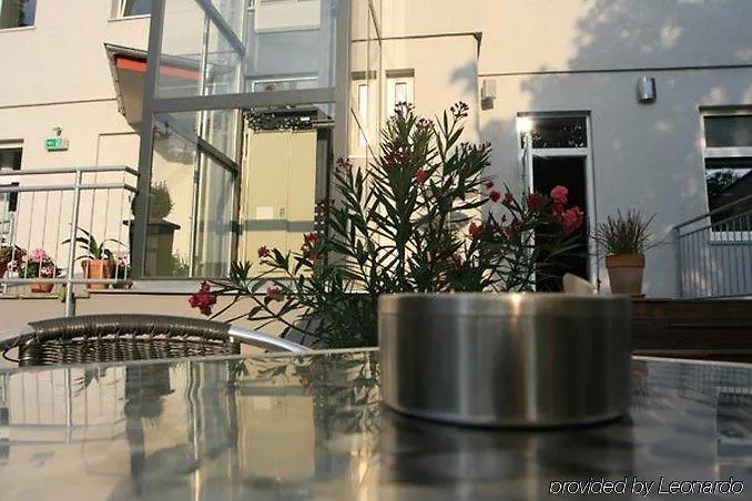 Hahn 3* Wien