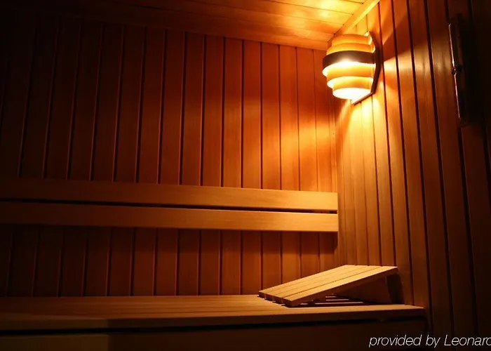 Hahn Hotel 3*